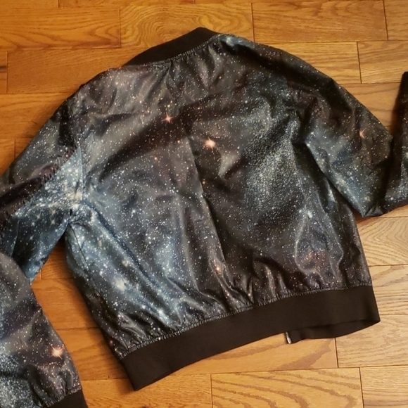 𝅺H & M galaxy  jacket  size 10 - Picture 6 of 12